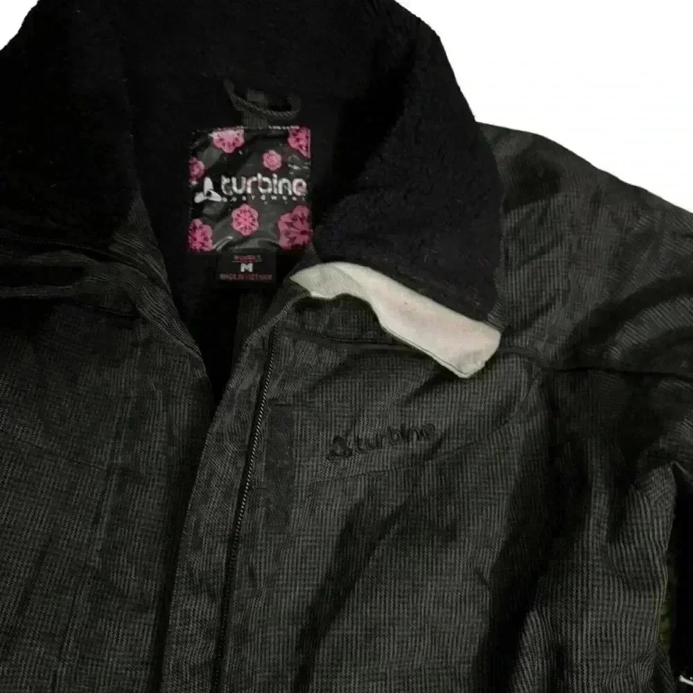 Turbine boardwear black hooded med jack